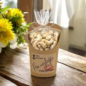Kešu natural v celofánku a kelímku 180g - PRO PANÍ UČITELKU