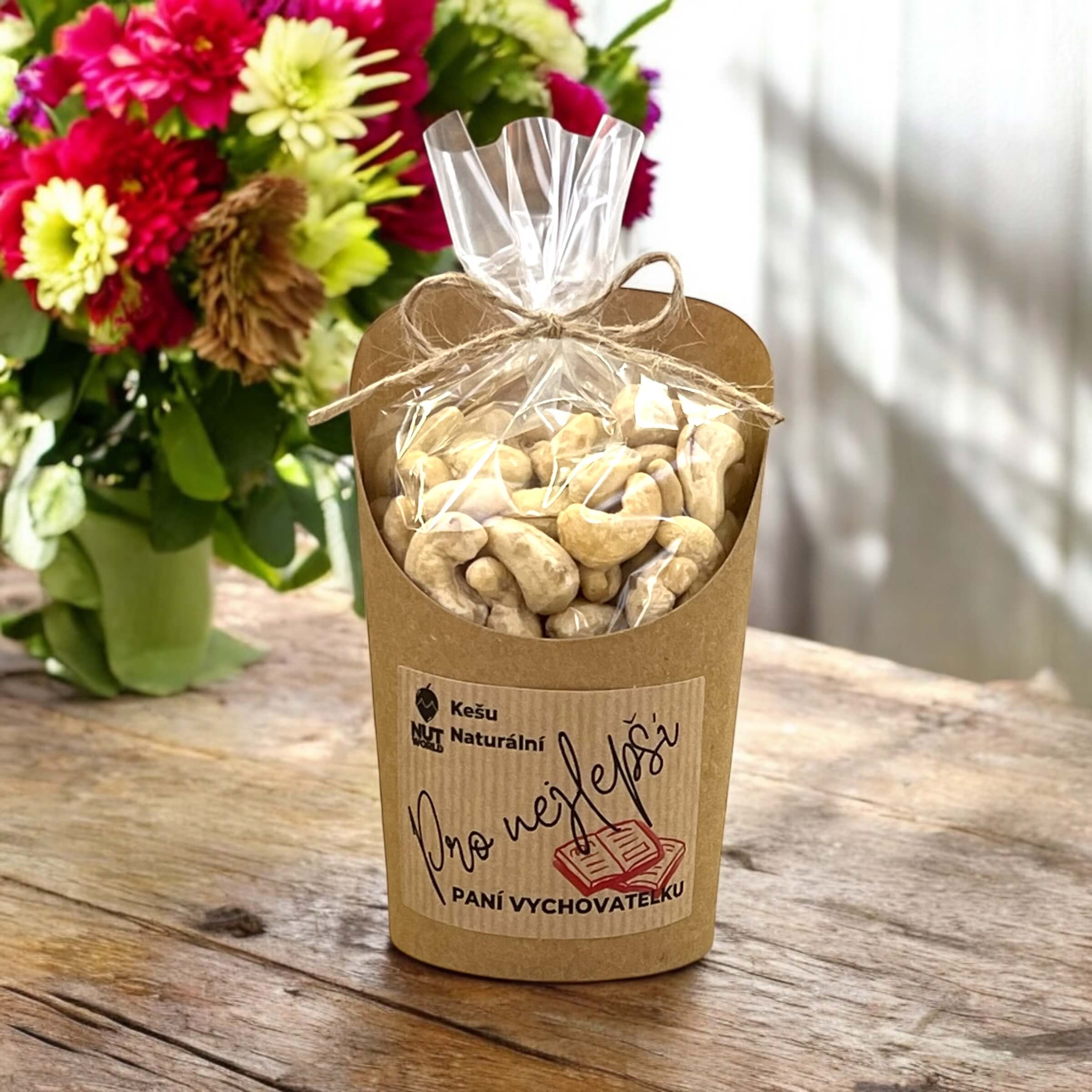 Kešu natural v celofánku a kelímku 180g - PRO PANÍ VYCHOVATELKU