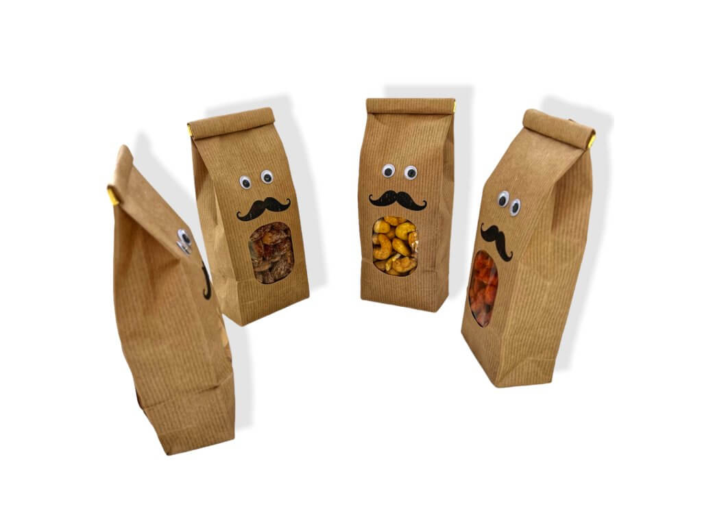 Kešu uzené PRO MUŽE s knírem 180g - Obrázek 2