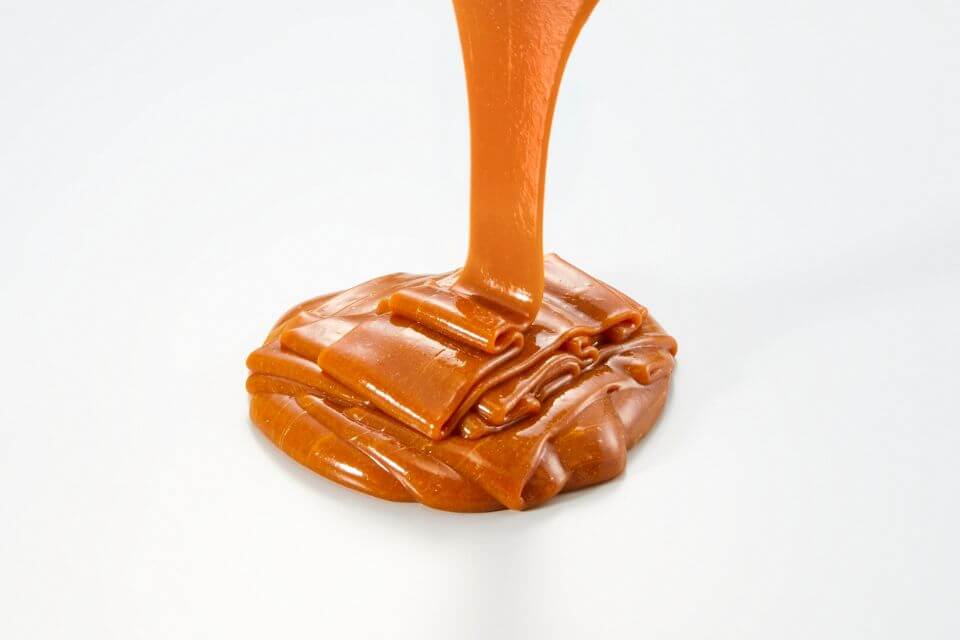 Karamelová poleva aramelova-poleva