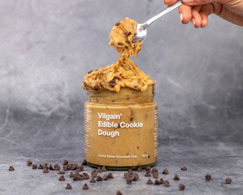 Edible Cookie Dough – arašídové máslo a čokopecičky 350 g - Obrázek 2