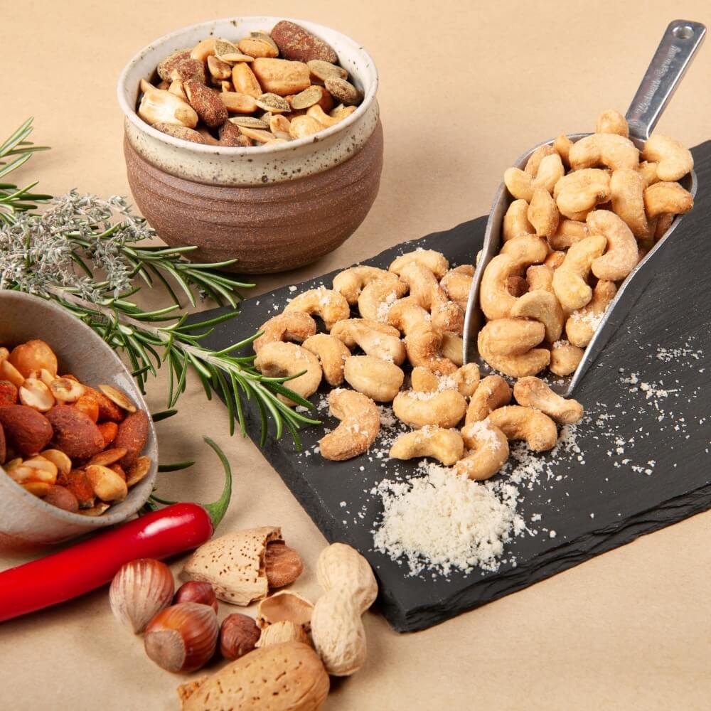 Kešu ořechy s parmezánem a Fleur de Sel BIO 160g - Obrázek 3