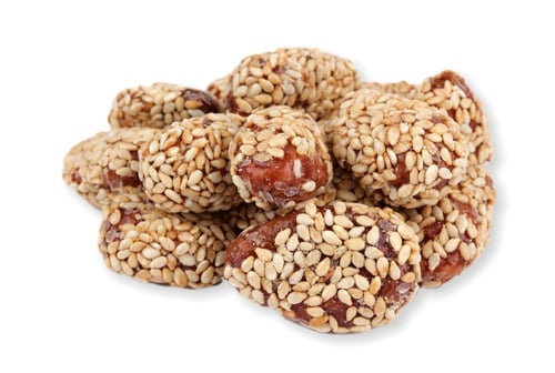 Mandle v karamelu obalené SEZAMEM