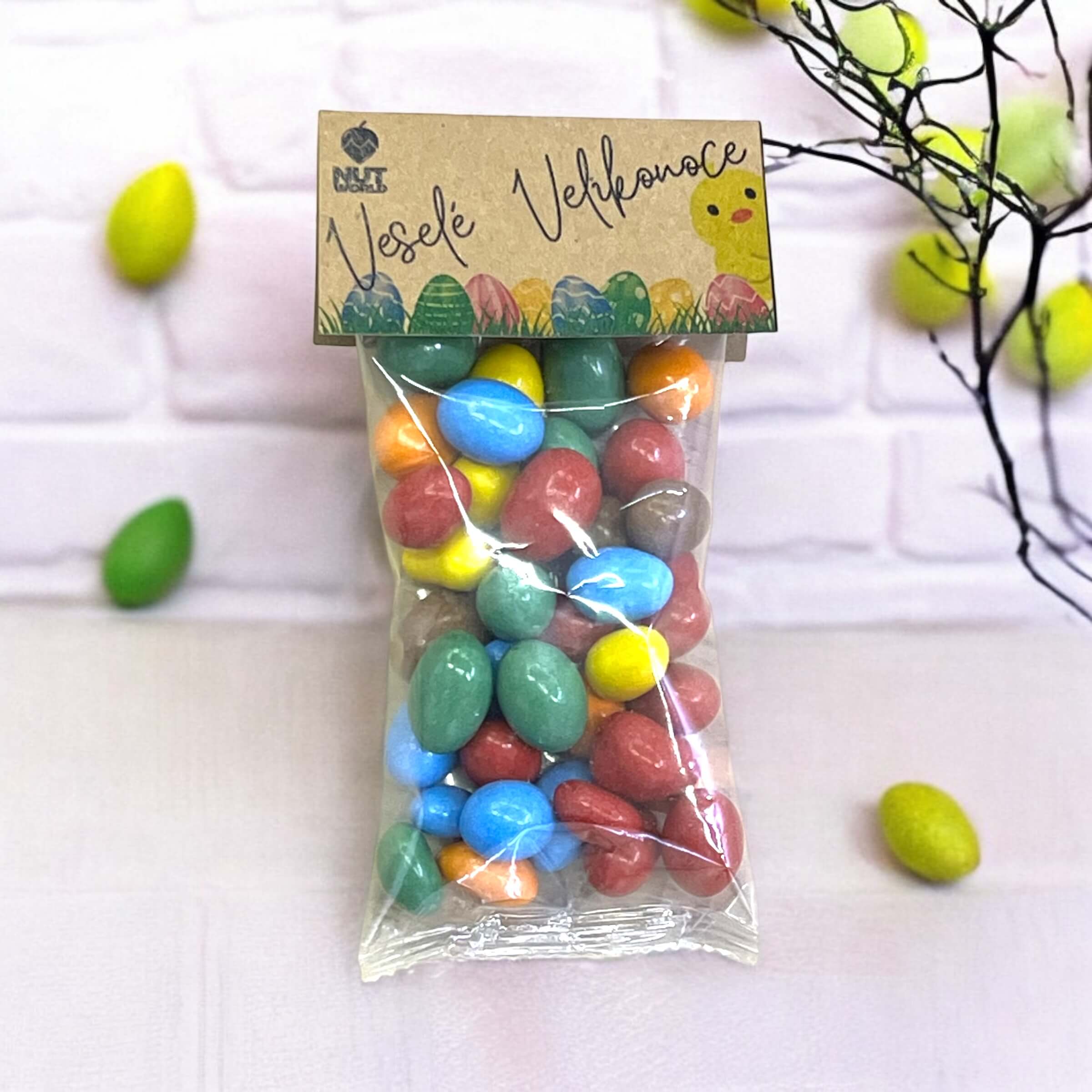 Velikonoční sáček - Arašídy v barevné čokoládě 100g